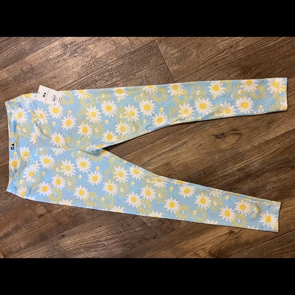 Girl’s Blue Floral Leggings